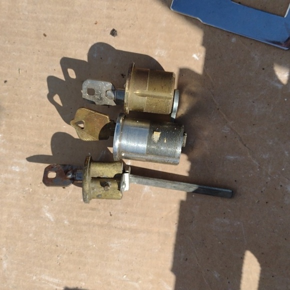 Door Locks& Cylinder Locks Lot - Picture 3 of 4